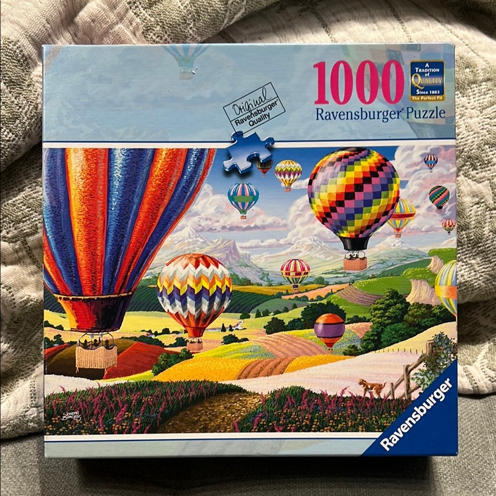 RAVENSBURGER 🔴2/$25🔴Up Up & Away 1000 Piece Puzzle Balloons
